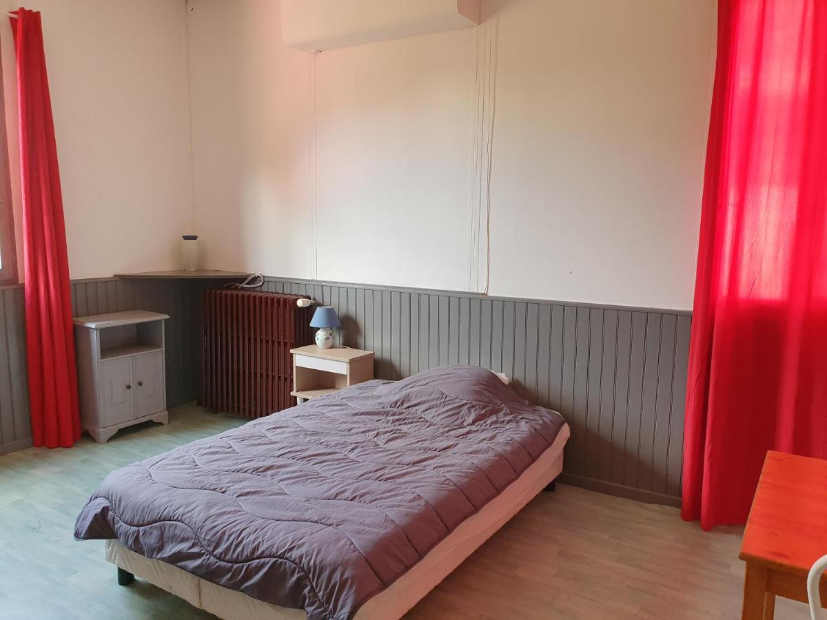 Camping Des 2 Rives- Chambres Etang-sur-Arroux Luaran gambar